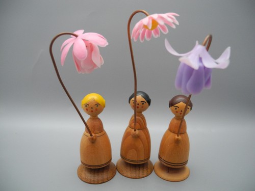 Blumenkinder holzfigur - 3,